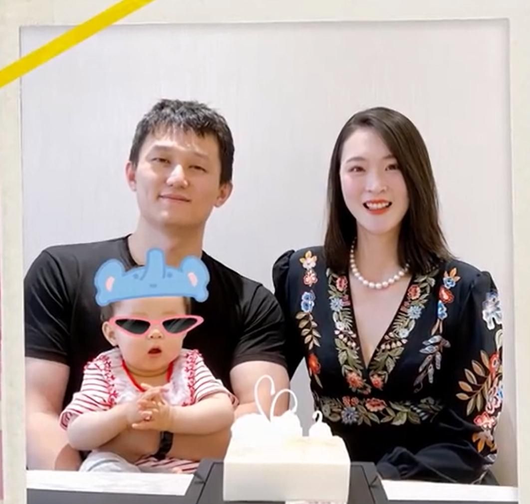 最美队长惠若琪结婚生娃大变样穿深v真美心疼赵蕊蕊41单身