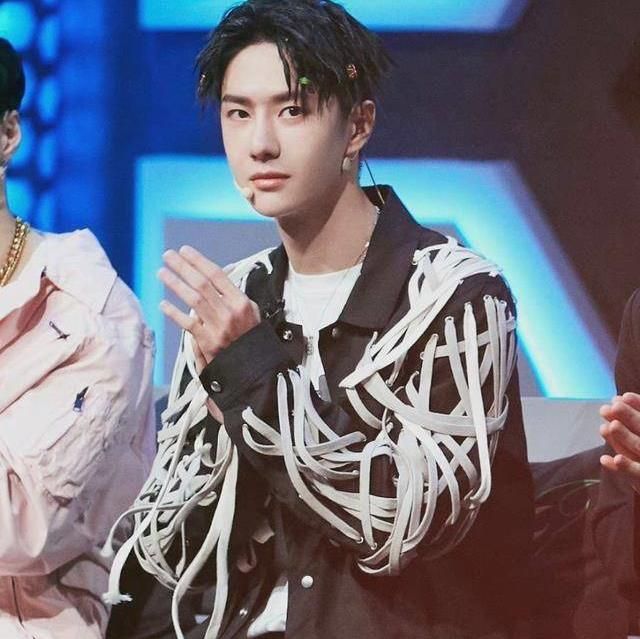 Lisa担任《这！就是街舞5》首位女队长，新一季的队长阵容超强大休闲区蓝鸢梦想 - Www.slyday.coM