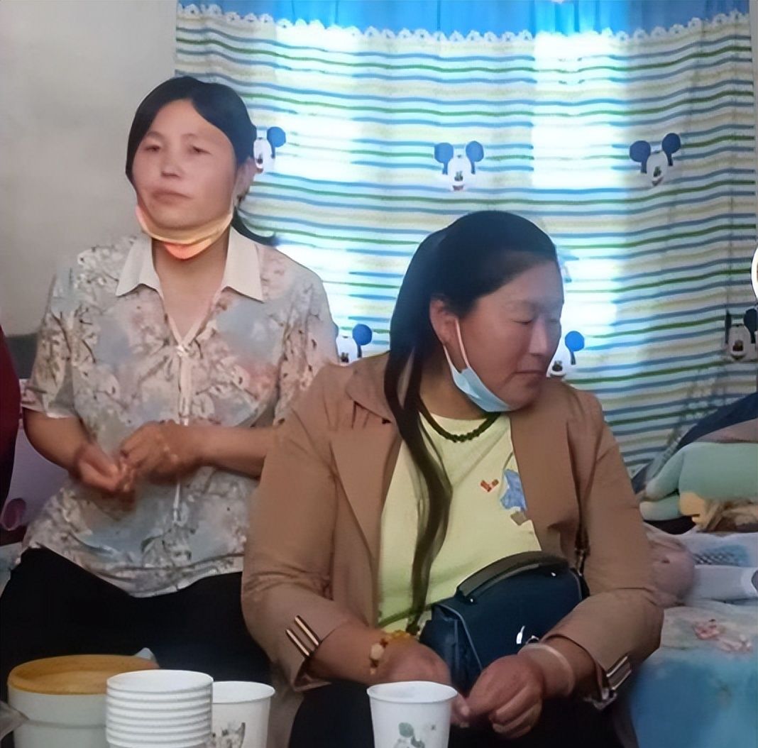 50万彩礼、宝马轿车,大衣哥对新儿媳的“宠溺”,我没看懂!休闲区蓝鸢梦想 - Www.slyday.coM 50万彩礼、宝马轿车,大衣哥对新儿媳的“宠溺”,我没看懂!休闲区蓝鸢梦想 - Www.slyday.coM