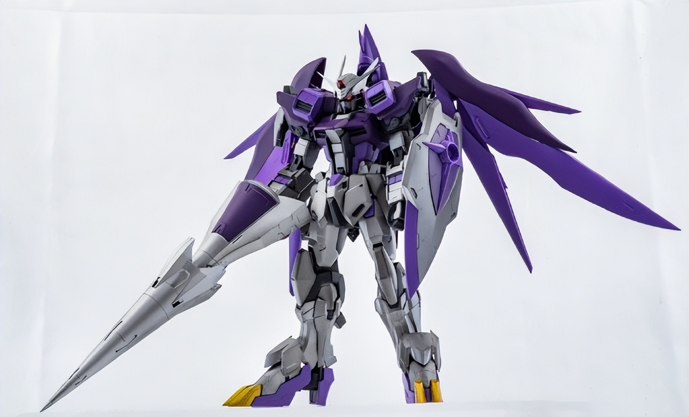 巴巴托斯命运拂晓高达模型混搭改造拂晓紫云高达模型