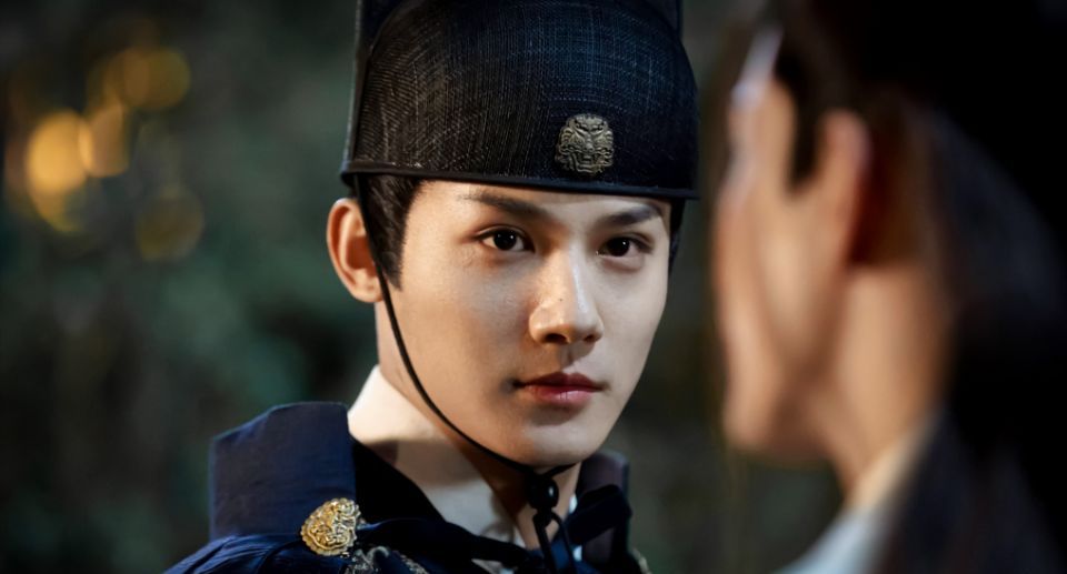 郑业成新剧宣发首搭谭松韵宣璐引期待更有袁昊强势加盟