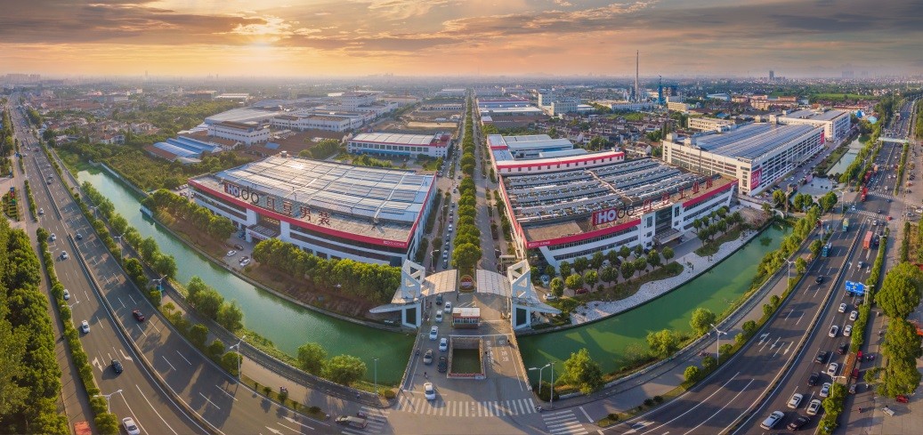 越是民族的越是世界的南国红豆众相思