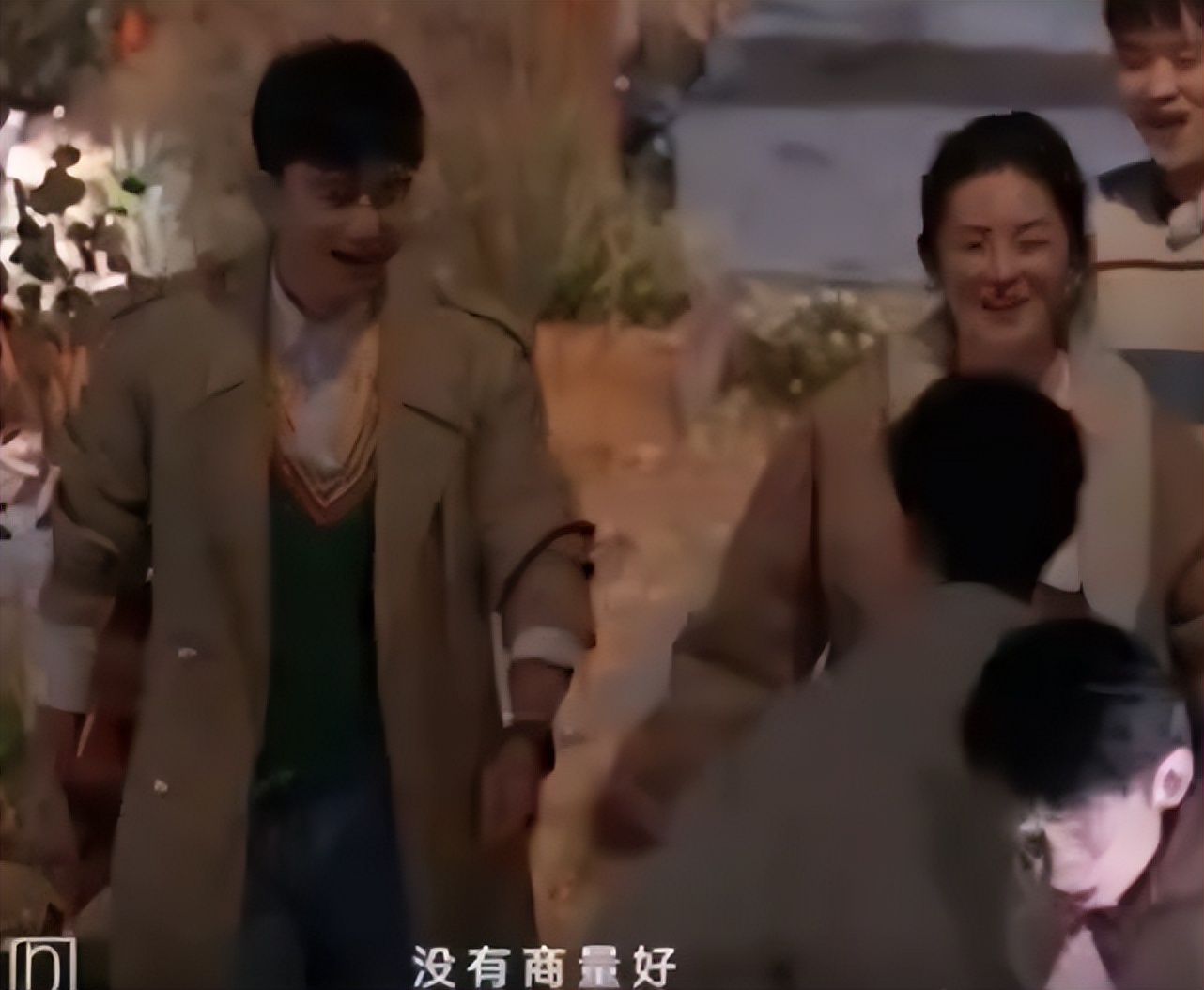 糖分超标!张杰现身谢娜综艺,穿情侣装当众上演深情对视甜齁休闲区蓝鸢梦想 - Www.slyday.coM 糖分超标!张杰现身谢娜综艺,穿情侣装当众上演深情对视甜齁休闲区蓝鸢梦想 - Www.slyday.coM