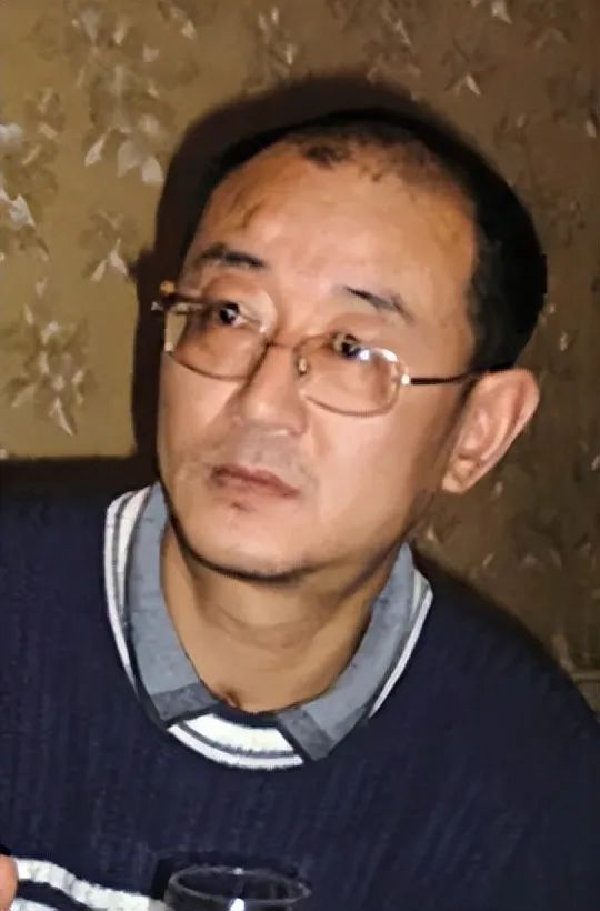 80年代的两个网红,现在咋样了|黄晓菊|潘晓|青年_新浪新闻