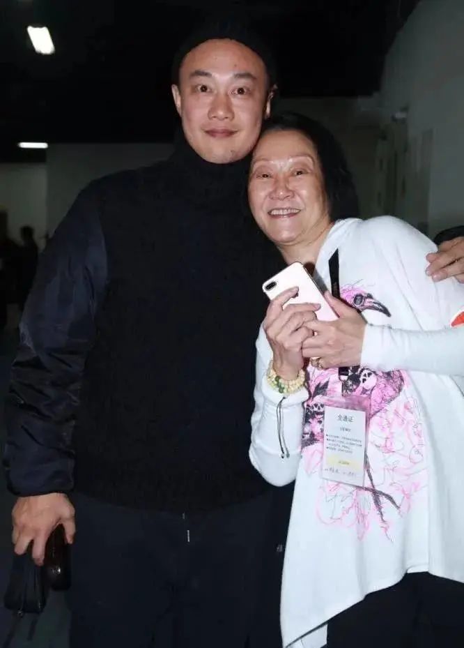 陈家瑛|王菲|陈百强_新浪新闻