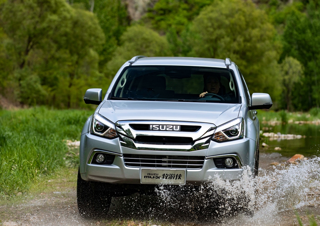 全力进军汽油车江西五十铃铃拓gankmux牧游侠quark上市