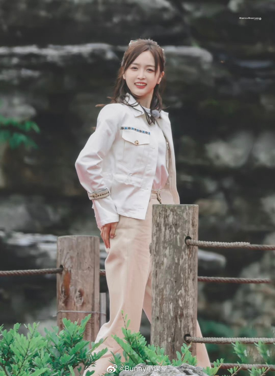 跑男录制路透白鹿吴宣仪饭拍生图喜欢看美女营业01