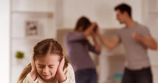 刘恺威父亲称小糯米不愿意跟妈妈见面,杨幂前公公真不招人待见休闲区蓝鸢梦想 - Www.slyday.coM 刘恺威父亲称小糯米不愿意跟妈妈见面,杨幂前公公真不招人待见休闲区蓝鸢梦想 - Www.slyday.coM