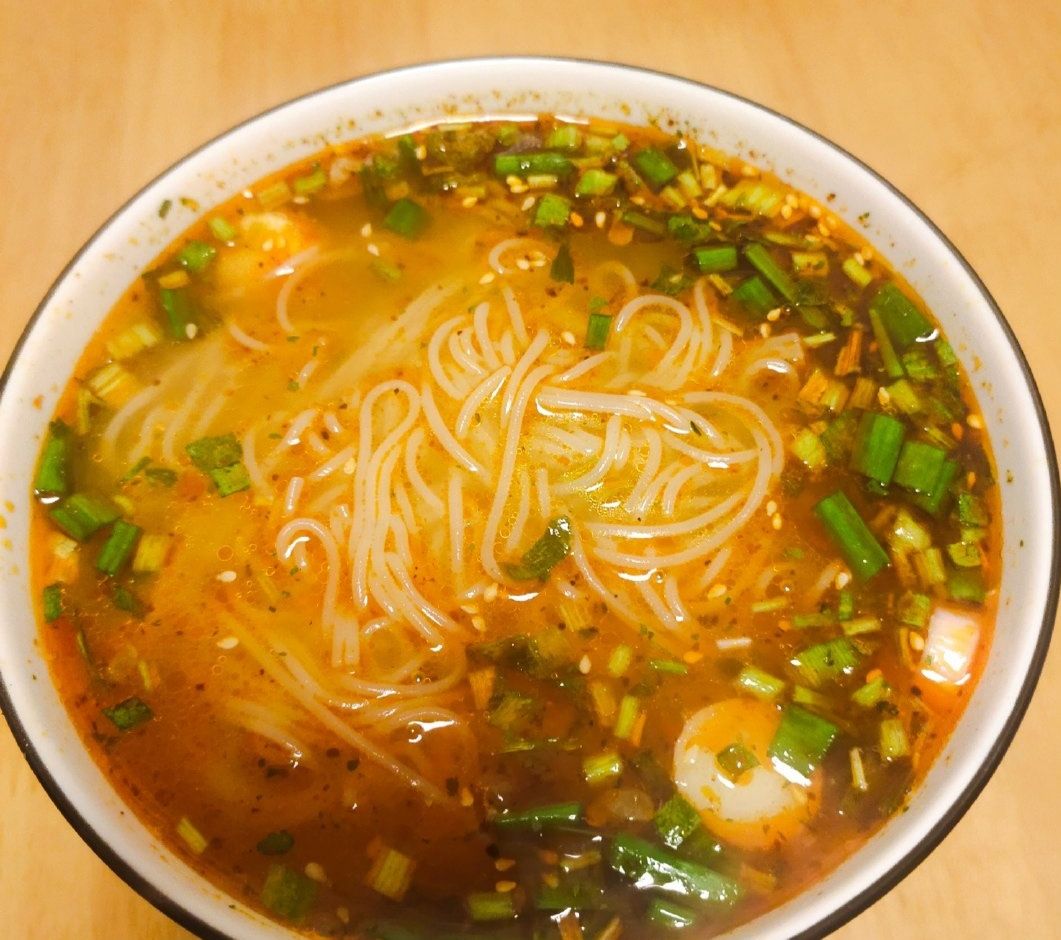 宿州烫面是皖北特色小吃不是米线是很细的面条想吃烫面了