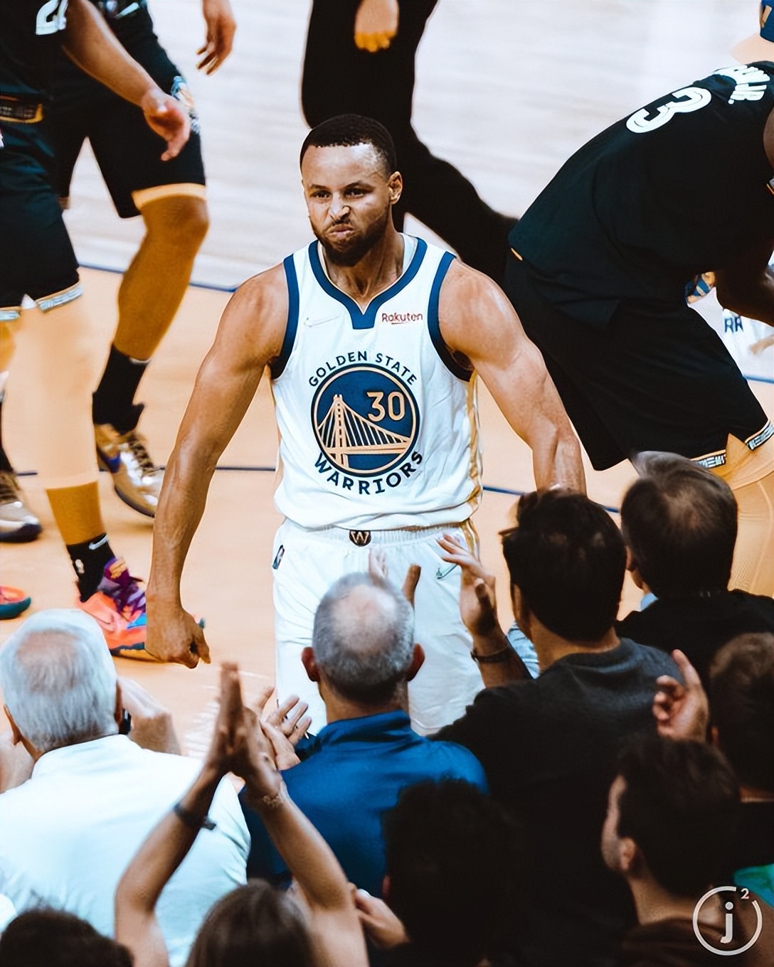 库里fmvp赔率冲到第1末节之王要圆梦美媒晒他1能力逐年进化