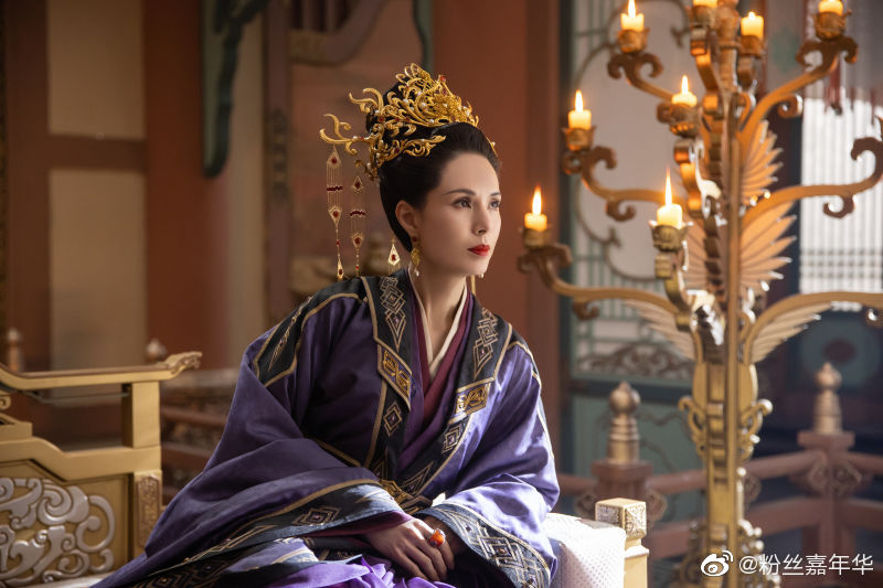 且试天下中姑姑李若彤饰演的百里氏坏而弱