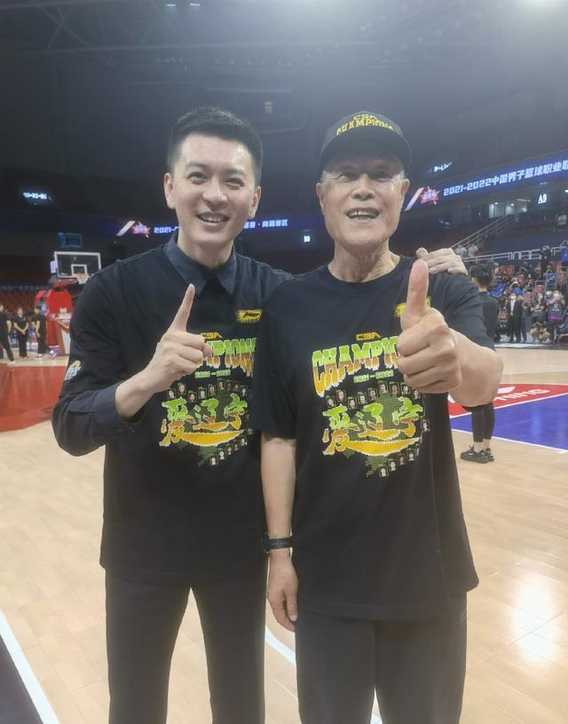 辽宁最新消息莫兰德透露喜讯蒋兴权公开谈杨鸣多人出发三亚