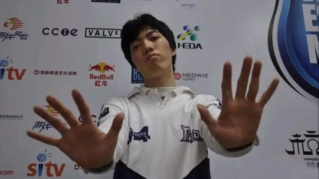 副族掀翻lyn神主族蛋总随机yyds