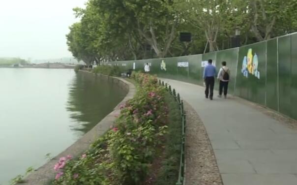 杭州西湖回应“沿湖柳树被换成月季”休闲区蓝鸢梦想 - Www.slyday.coM