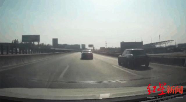 双双获刑四年！两驾驶员高架上追逐竞驶、斗气别车致6车相撞1人死亡休闲区蓝鸢梦想 - Www.slyday.coM