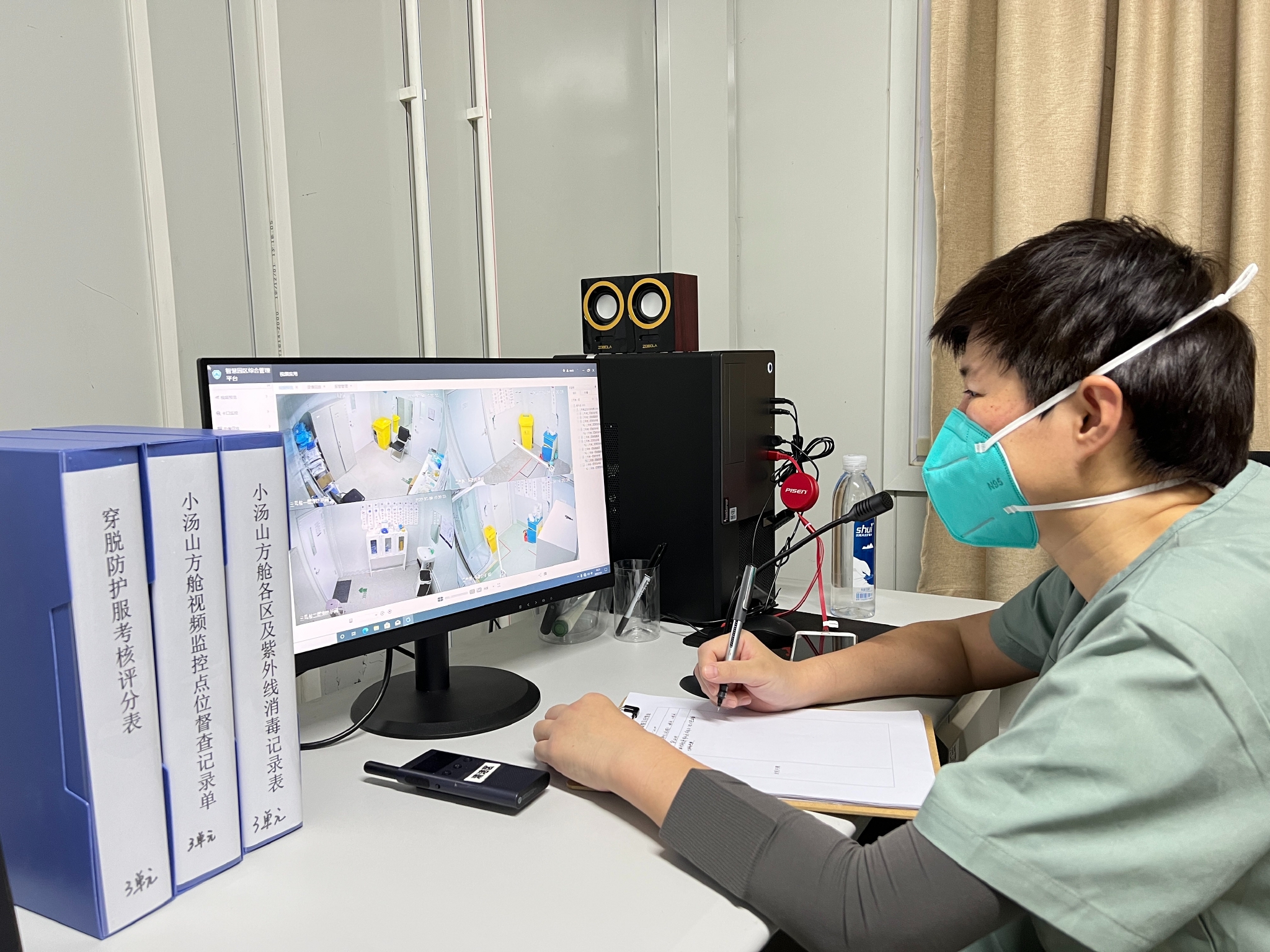 "白衣天使"在抗疫一线迎来国际护士节,这是最美丽的坚守|方舱医院|护