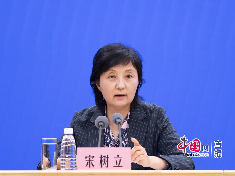 中日友好医院党委书记宋树立在发布会上.&nbsp; 中国网 图