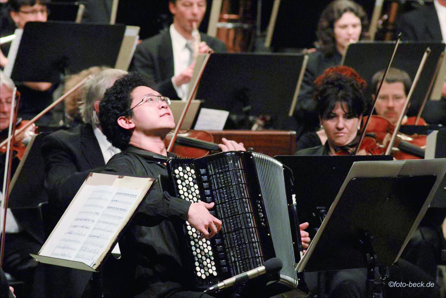 从孤勇者到站上最高领奖台访许笑男