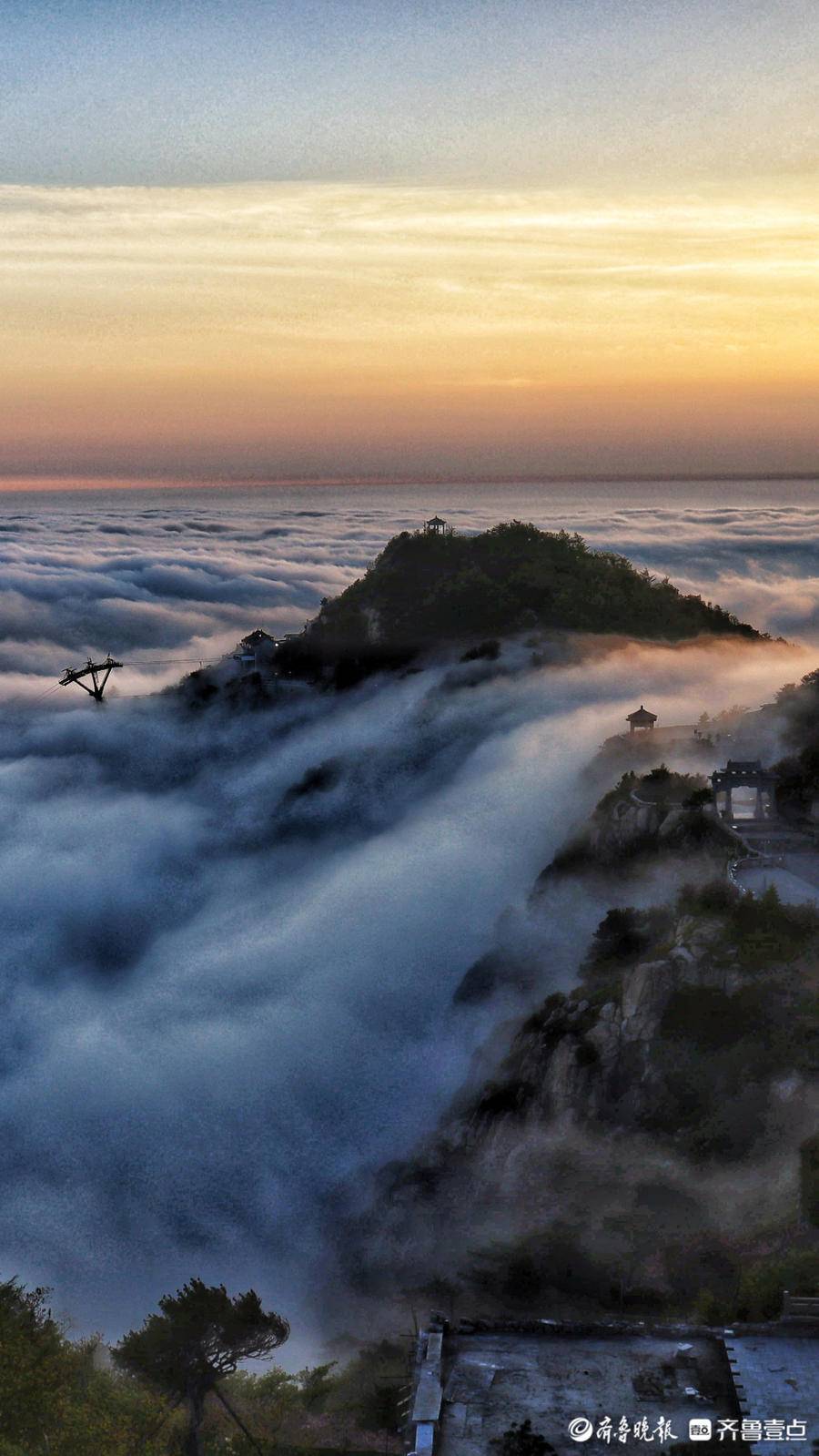 5月10日晚岱顶现泰山宝光云海玉盘晚霞夕照加强版美景