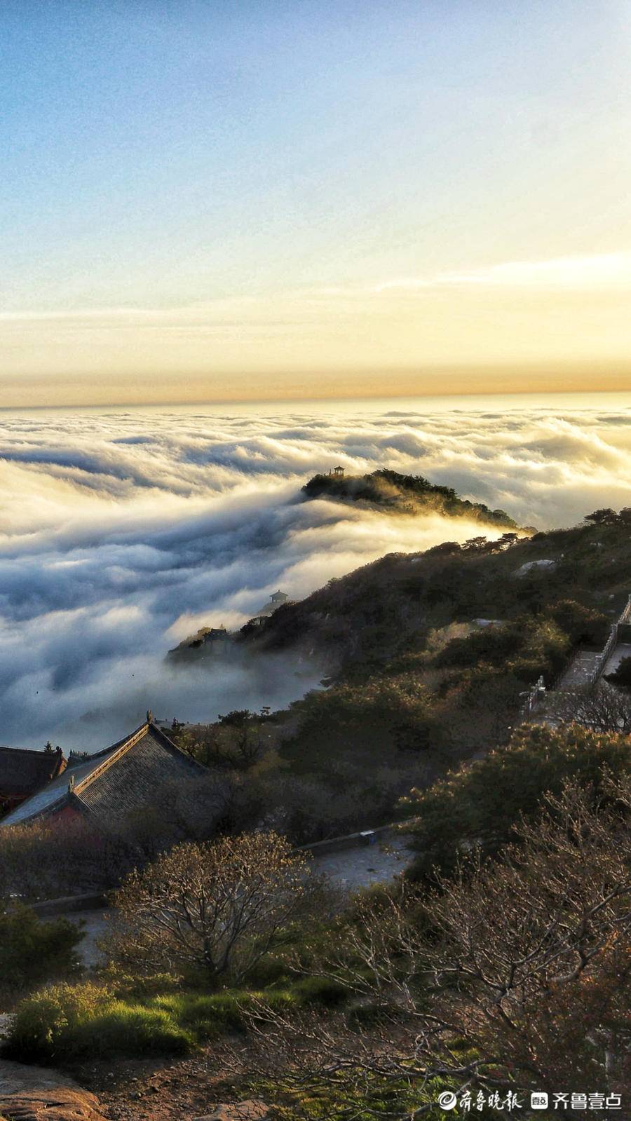 5月10日晚岱顶现泰山宝光云海玉盘晚霞夕照加强版美景