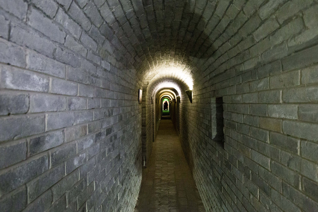 求贤堂议事厅赋诗楼藏兵洞看曹操文治武略的治世安邦理念