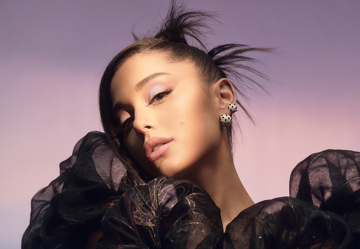 滚石rolling stone 对 a妹ariana grande