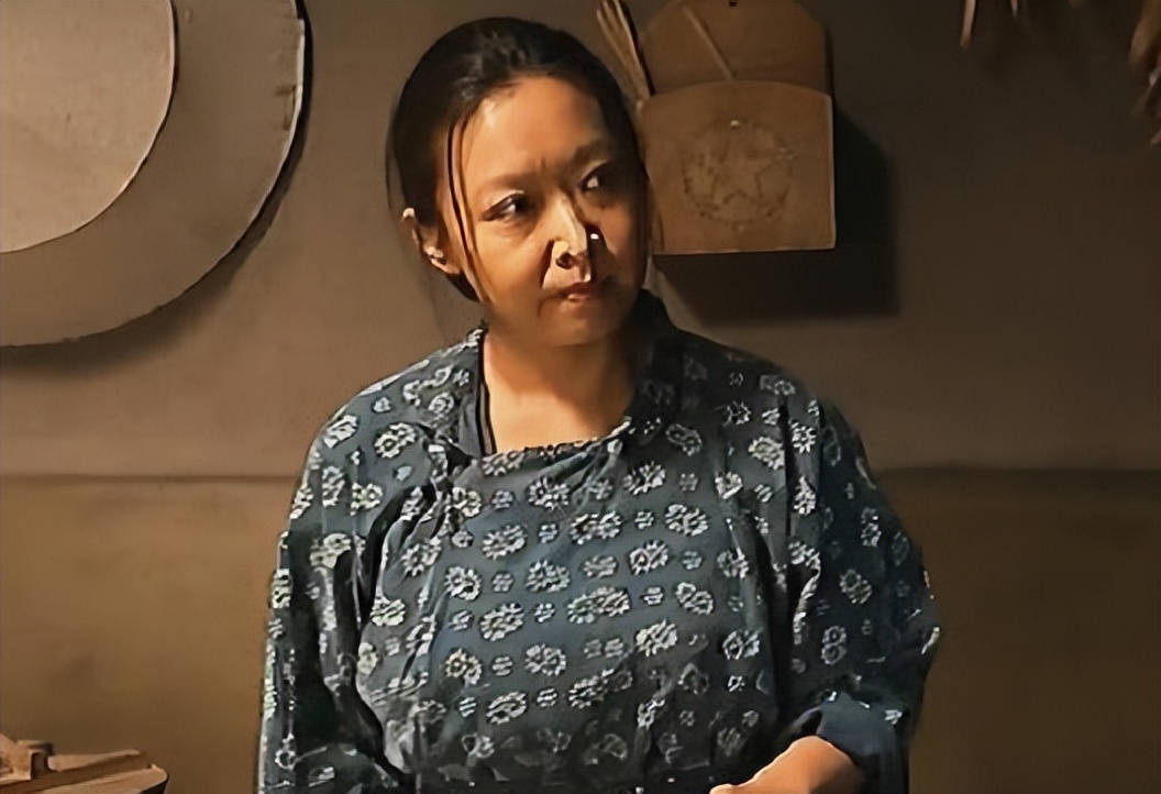 父母爱情王秀娥总是敞着领口不穿好衣服这代表什么呢