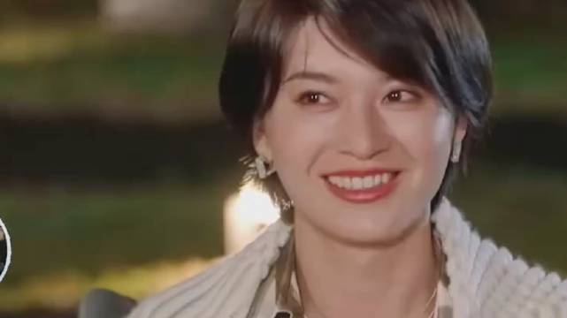 蒋菲菲唱歌哭着告白李雅男