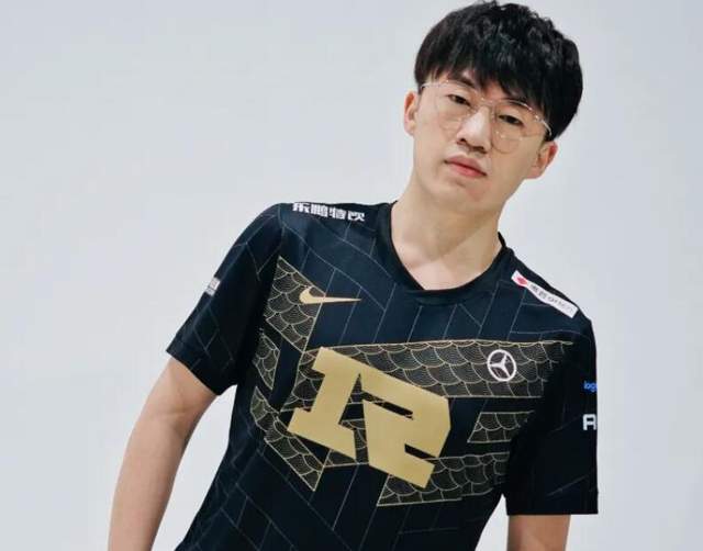 Msi延迟35不公平?圈内人爆料RNG现状,ping值达到80也无怨言休闲区蓝鸢梦想 - Www.slyday.coM Msi延迟35不公平?圈内人爆料RNG现状,ping值达到80也无怨言休闲区蓝鸢梦想 - Www.slyday.coM