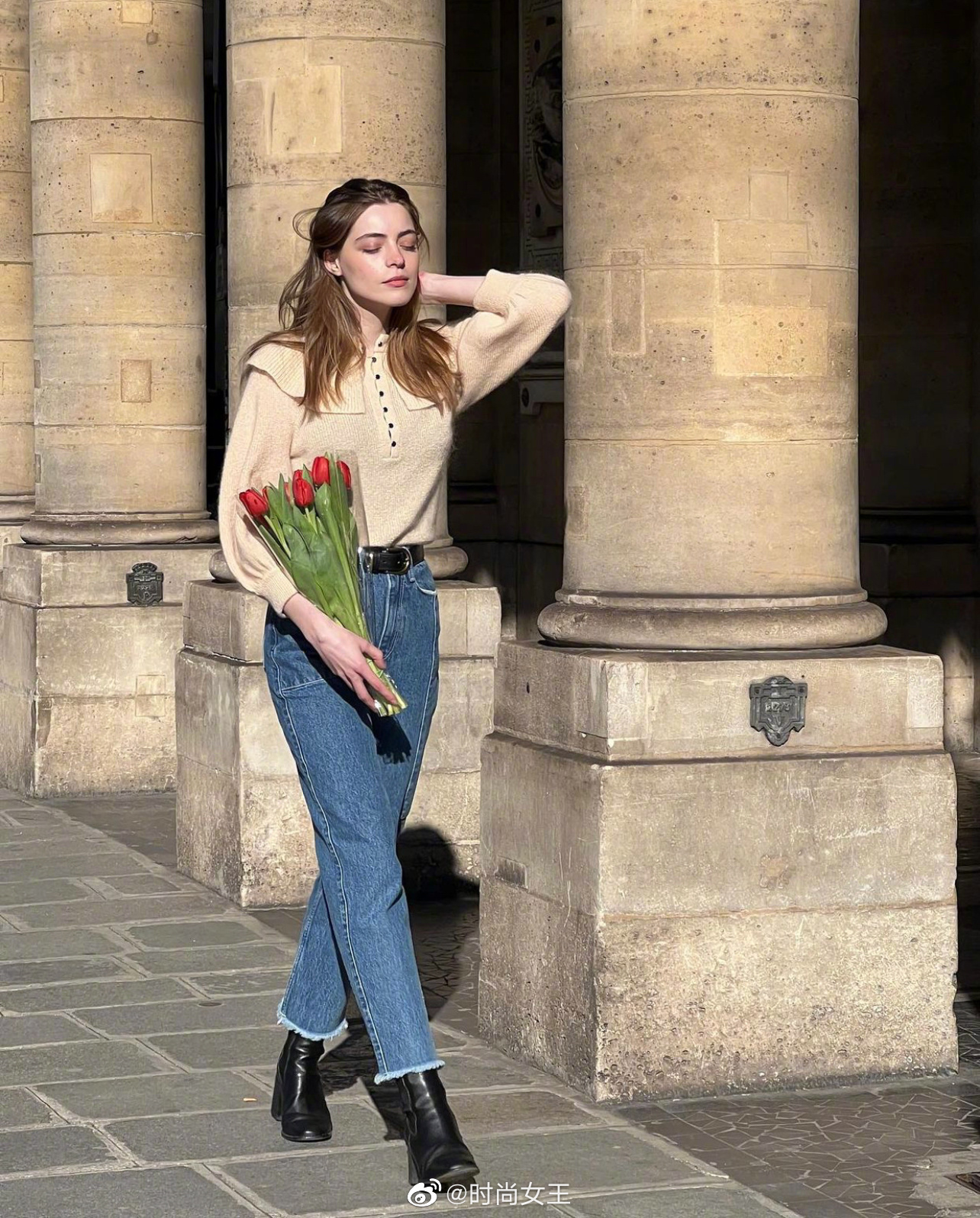 ins时尚博主的夏日出街lookbook优雅随性的法式浪漫氛围