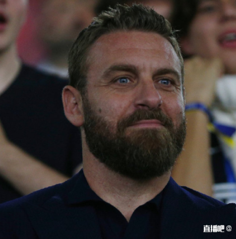 国际米兰时隔11年再夺意大利杯冠军 IFDA群星现场观战休闲区蓝鸢梦想 - Www.slyday.coM