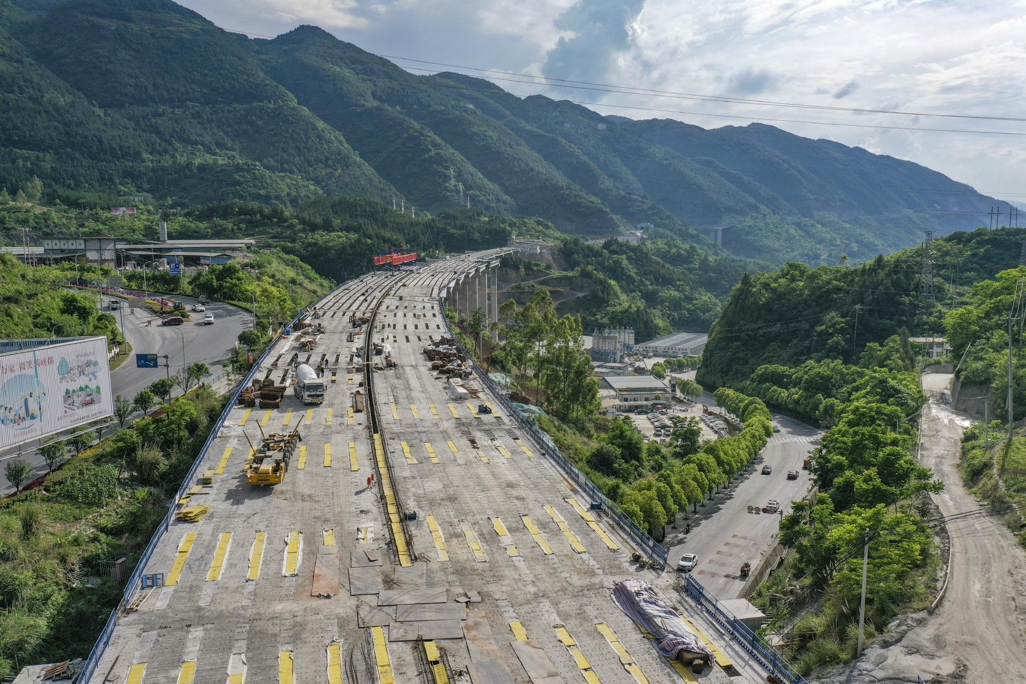 国家高速公路网银百高速巫溪至镇坪段有序推进