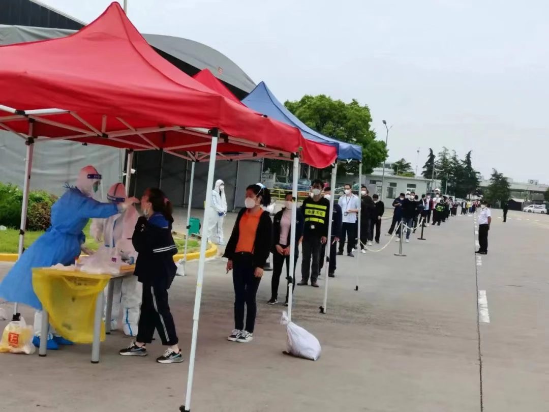 一则招聘信息发至小区业主群后，封控在家的她找到了工作休闲区蓝鸢梦想 - Www.slyday.coM