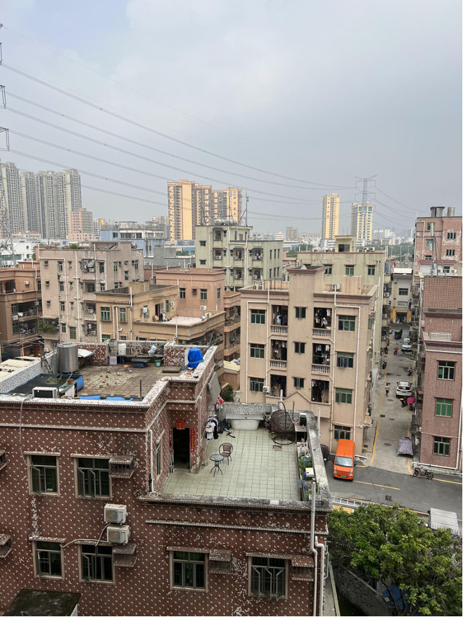 在深圳城中村我找到了月租400的房子