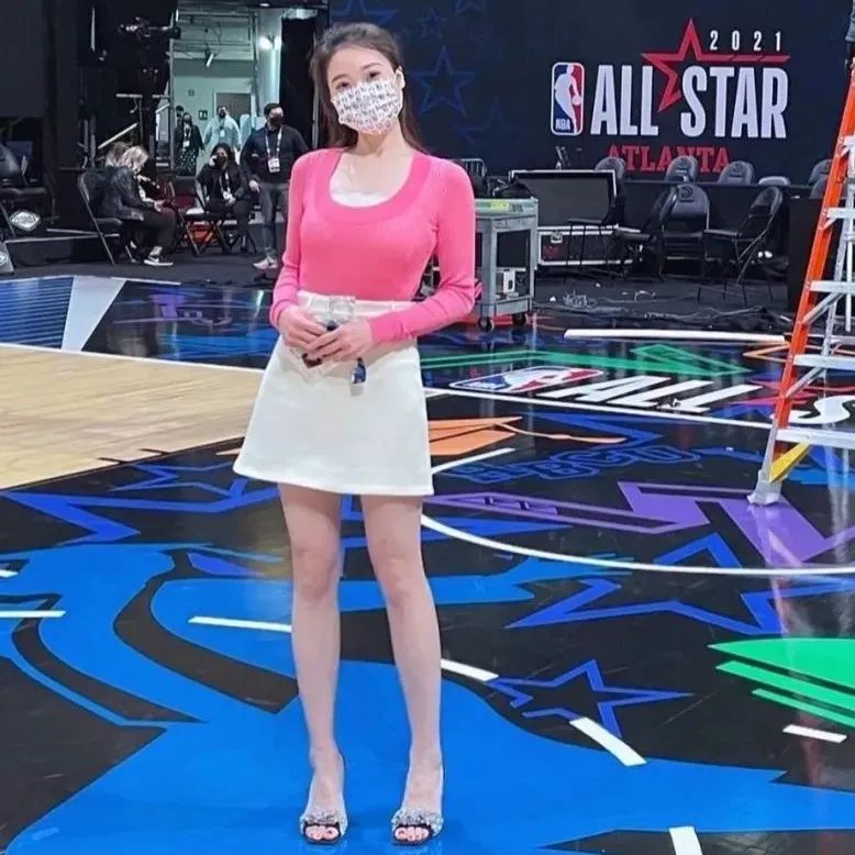 美女记者！年少不知孟超好！错把……|球迷|球员|NBA|腾讯|留言_新浪新闻