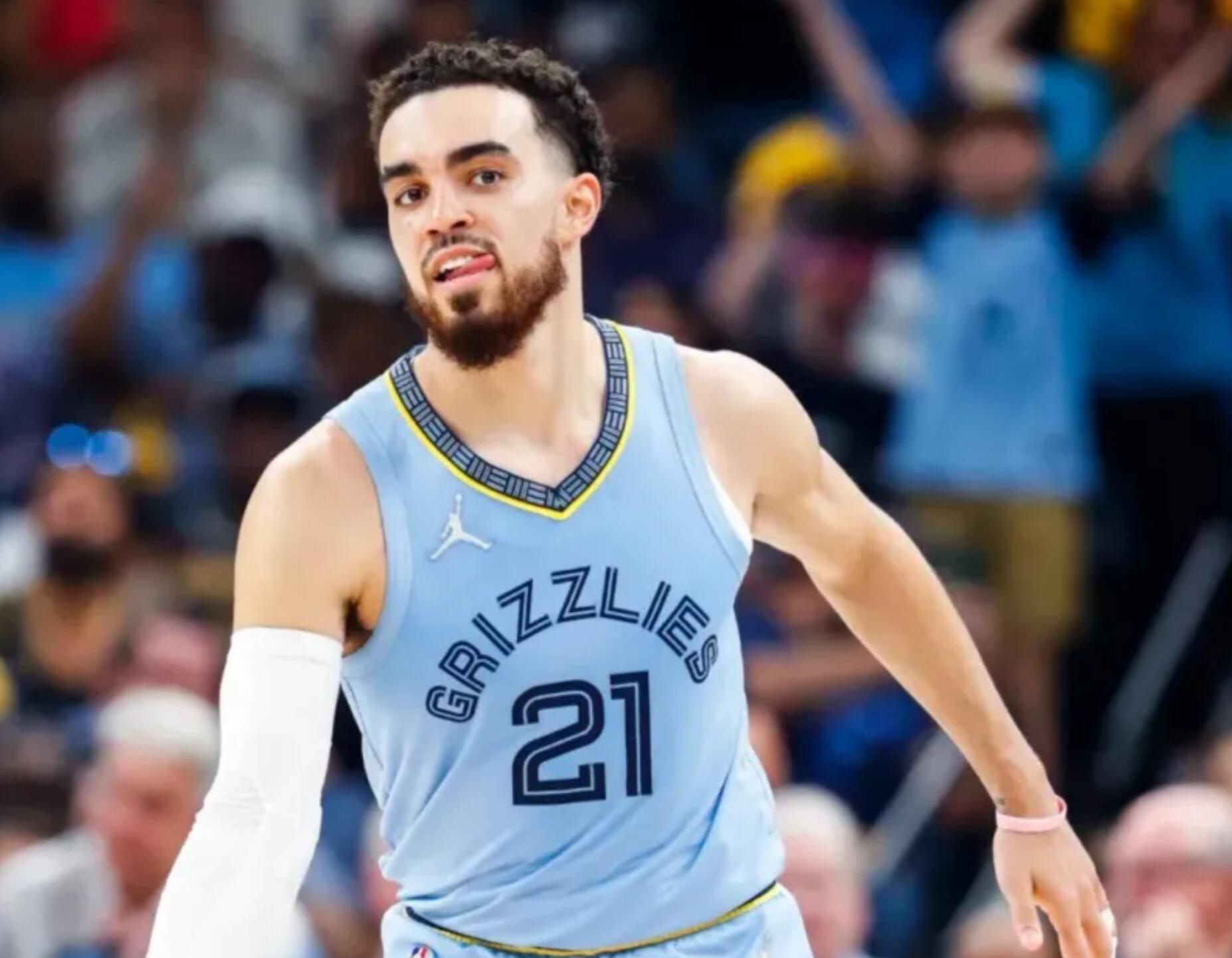 琼斯我们打得很专注需要球队每一个人站出来