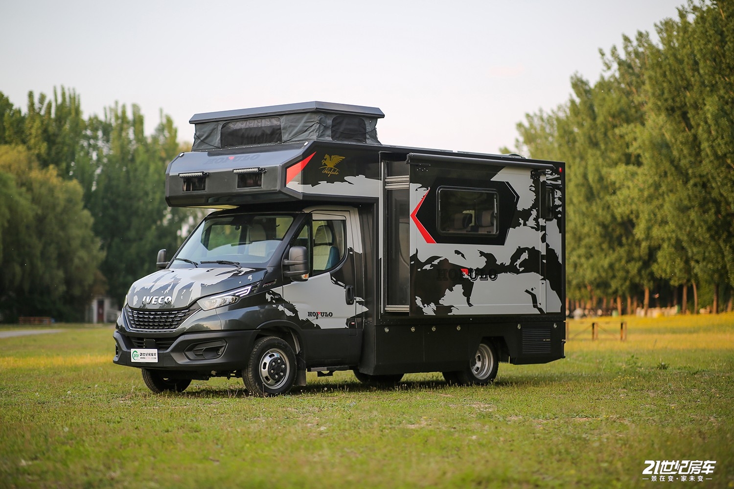 额头搭帐篷野性十足霍夫勒全新车系勇者房车霸气上市