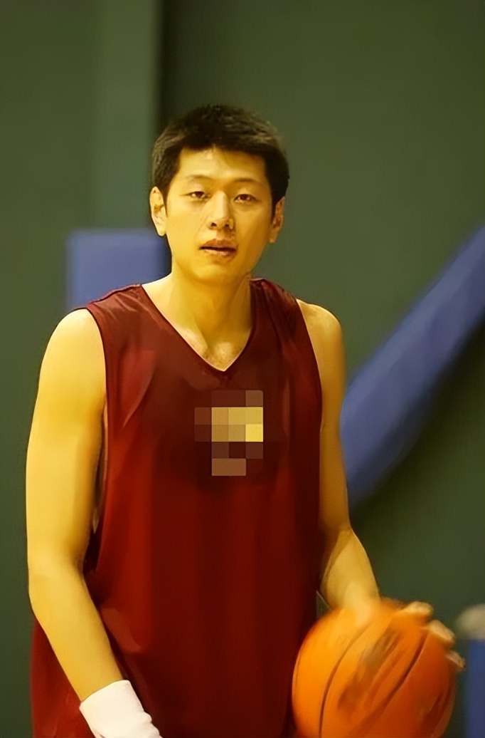 10年后再看莫科,才发现妻子离世后和周雅菲的结婚是最正确的选择休闲区蓝鸢梦想 - Www.slyday.coM 10年后再看莫科,才发现妻子离世后和周雅菲的结婚是最正确的选择休闲区蓝鸢梦想 - Www.slyday.coM