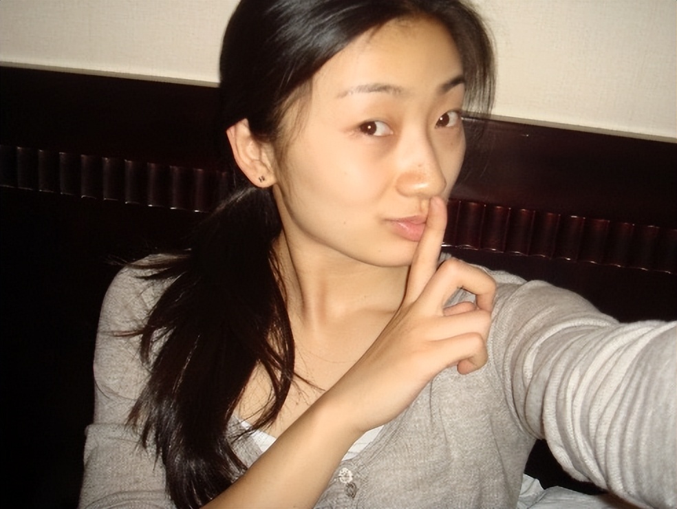 10年后再看莫科,才发现妻子离世后和周雅菲的结婚是最正确的选择休闲区蓝鸢梦想 - Www.slyday.coM 10年后再看莫科,才发现妻子离世后和周雅菲的结婚是最正确的选择休闲区蓝鸢梦想 - Www.slyday.coM