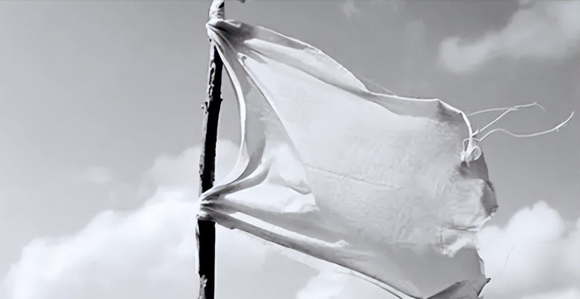 改变战术俄罗斯从隧道向乌军突击亚速营顶不住猛攻被迫举白旗