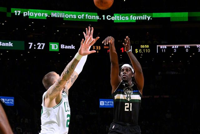 2.9％概率大逆转!卫冕冠军创奇迹!字母哥狂轰40＋11,联盟第一了休闲区蓝鸢梦想 - Www.slyday.coM