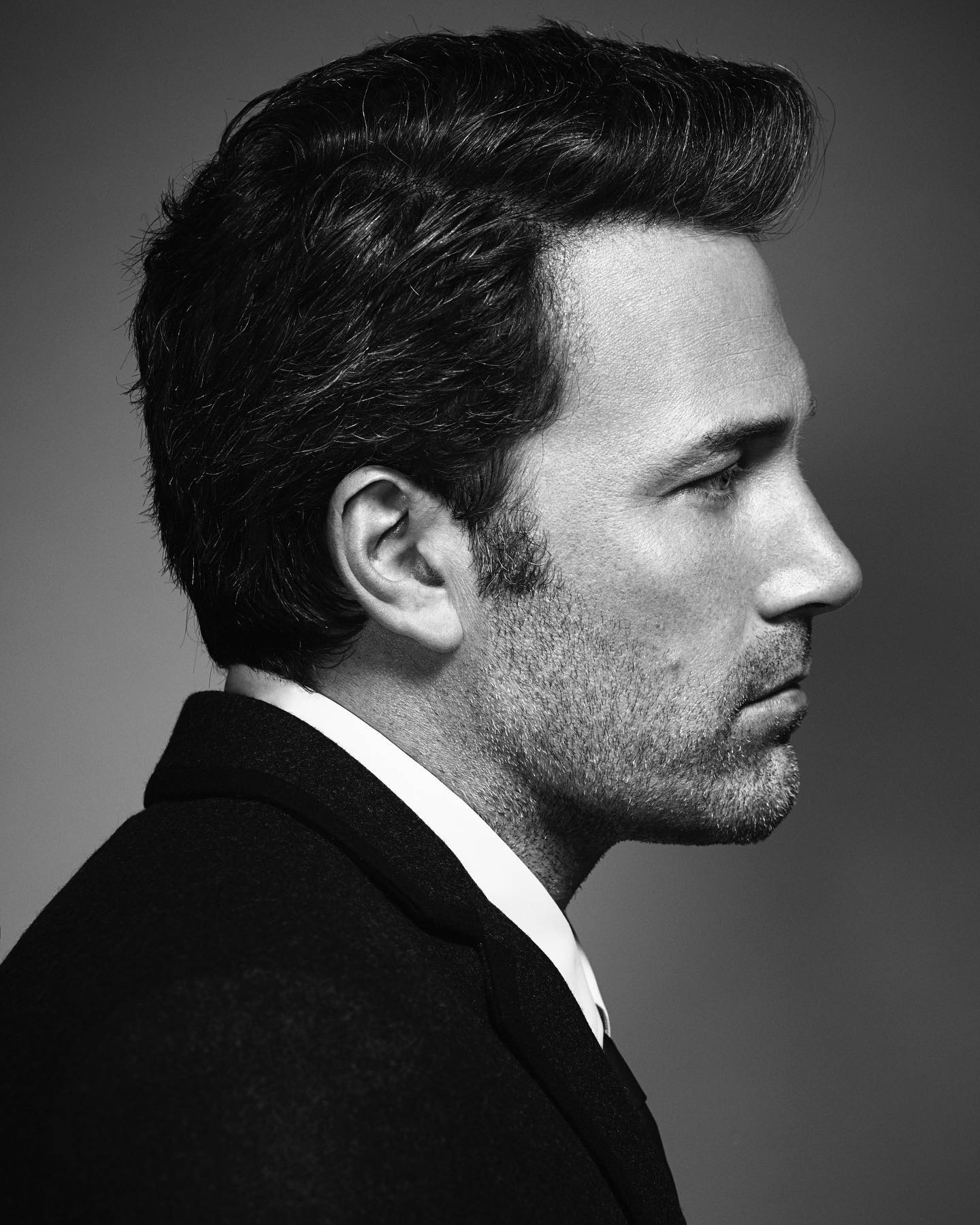 摄影师john russo曝光当年为大本拍摄的暴帅侧颜写真!