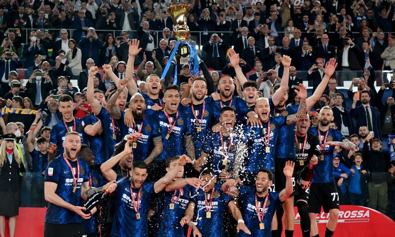 国际米兰时隔11年再夺意大利杯冠军 蓝黑精神战斗至最后一刻休闲区蓝鸢梦想 - Www.slyday.coM