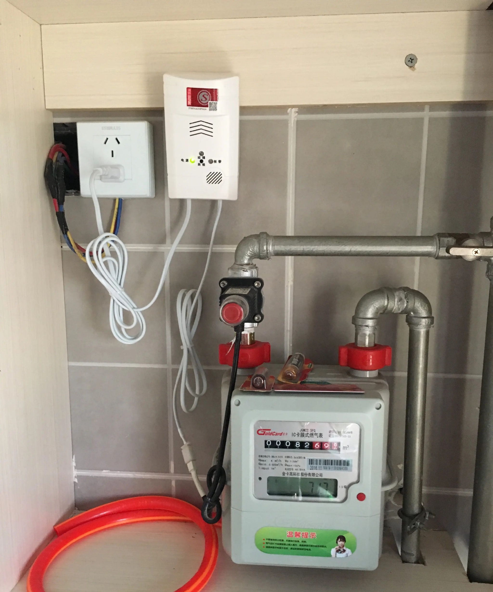 燃气报警器别买太贵的,几十块的照样能救命,别花太多冤枉钱|燃气|报警