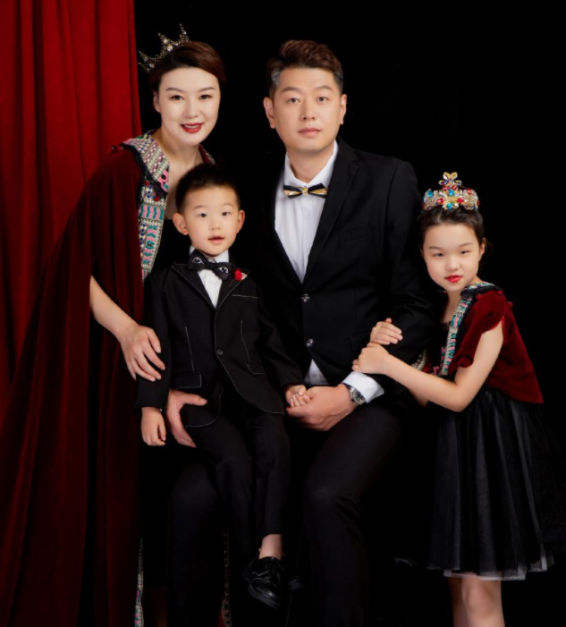 10年后再看莫科,才发现妻子离世后和周雅菲的结婚是最正确的选择休闲区蓝鸢梦想 - Www.slyday.coM 10年后再看莫科,才发现妻子离世后和周雅菲的结婚是最正确的选择休闲区蓝鸢梦想 - Www.slyday.coM