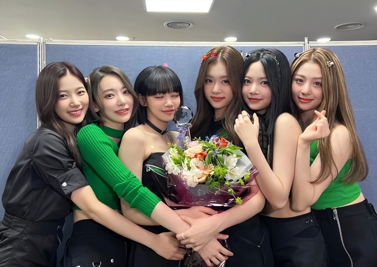 hybe新女团出道十天两个一位超越林英雄金佳蓝仍旧受争议