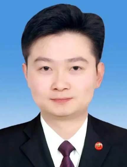 "80后"常务副市长主动投案|韶山|罗杰|监委_新浪新闻