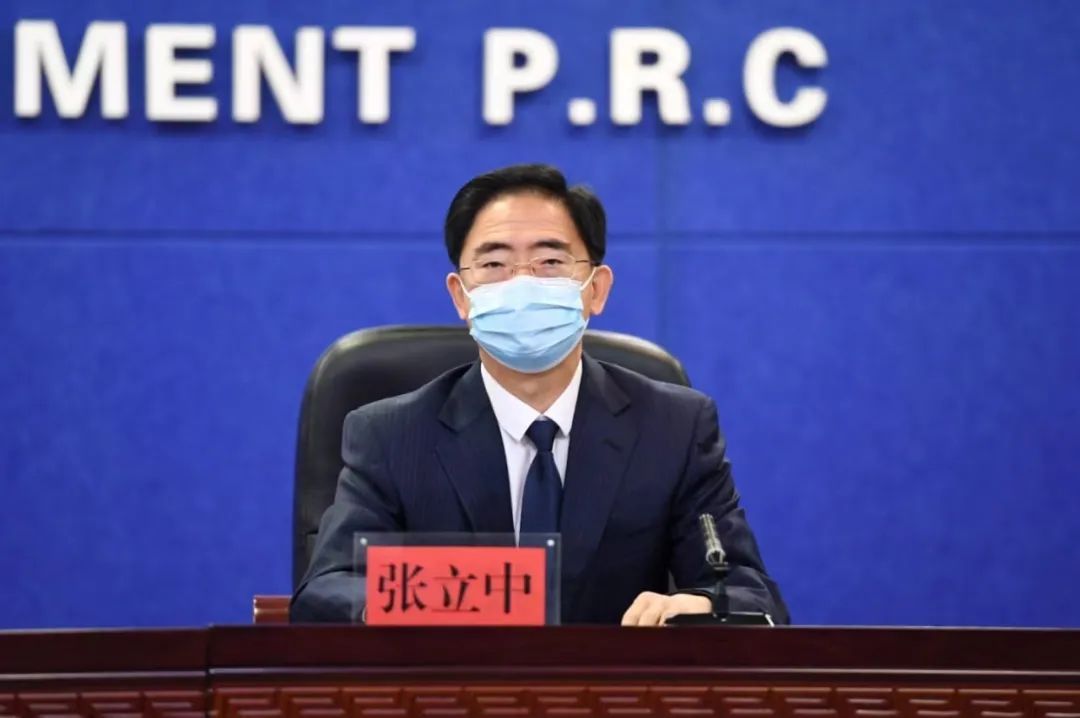 吉林省税务局副局长张立中从三个方面介绍制造业中小微企业如何延缓