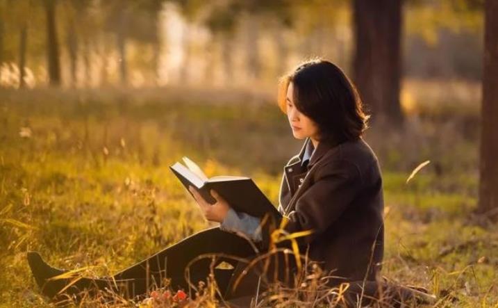 微信群里，很少说话又不退群的人，多半是这四种心态休闲区蓝鸢梦想 - Www.slyday.coM