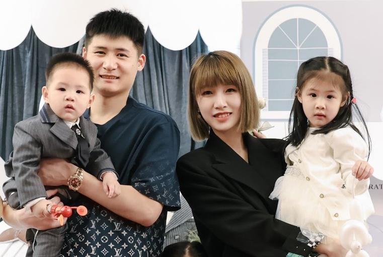 周云妻子江苏队是周云唯一爱的球队家人曾多次劝他别退役